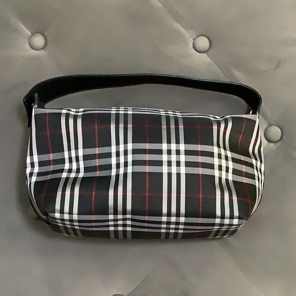 Burberry Black Make Up Bag - Picture 1 of 3